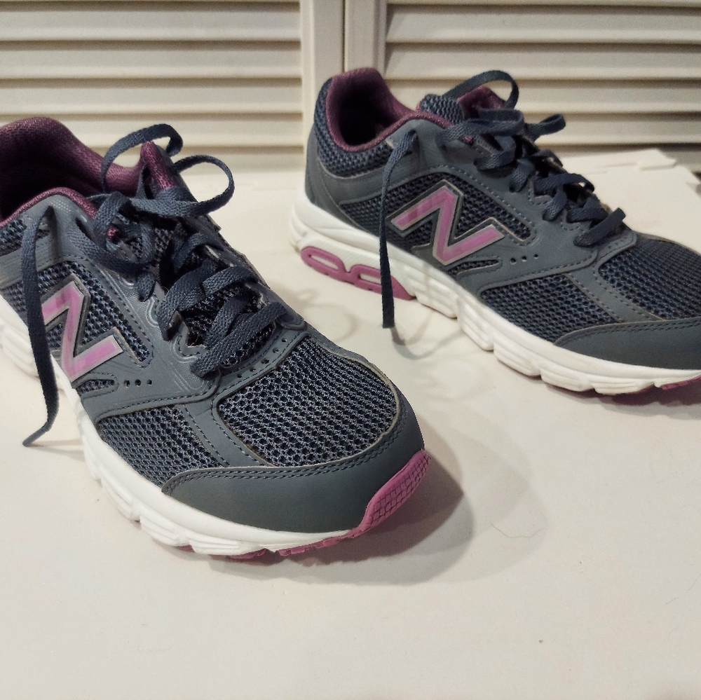 New Balance Women's Athletic Running Shoes 460v2 S